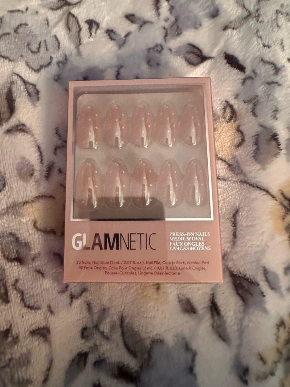 GLAMNETIC Press-On Nails - Picture 2 of 3